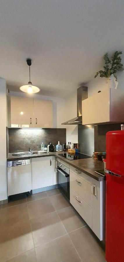 Appartement A 10 Min A Pied De La Plage De Niza Exterior foto